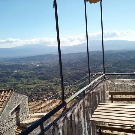 La Casa Nel Borgo Antico Feriehus Serrone